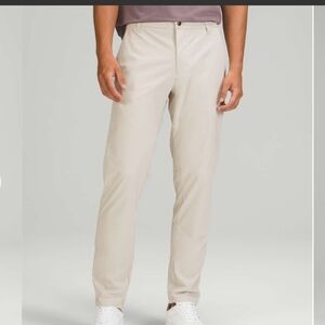 Lululemon Men's Commission Pant Classic Warpstream In Silverstone Size 36